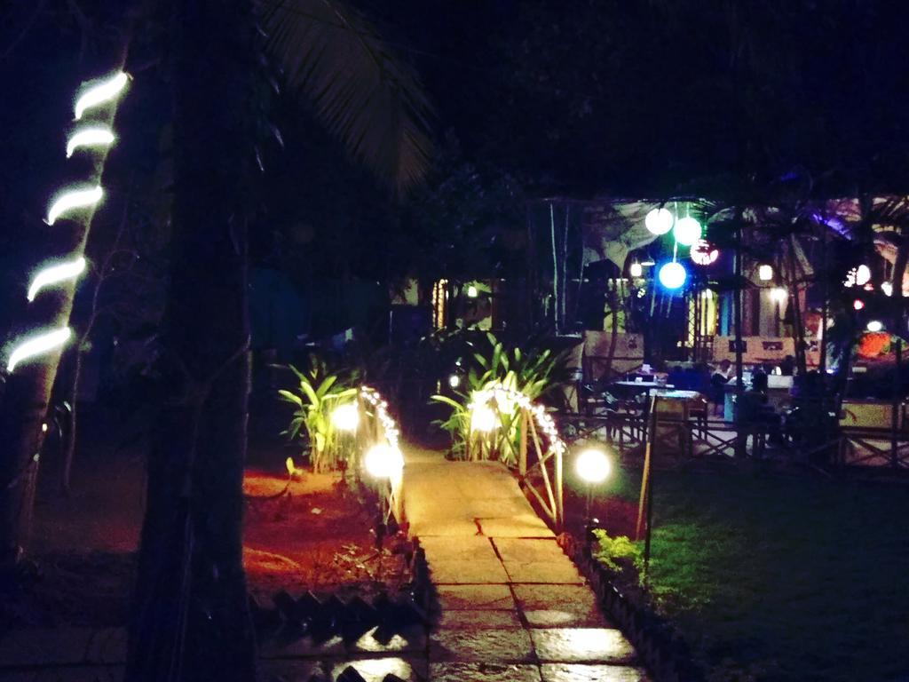 Zostel Goa Hostel Calangute Bagian luar foto