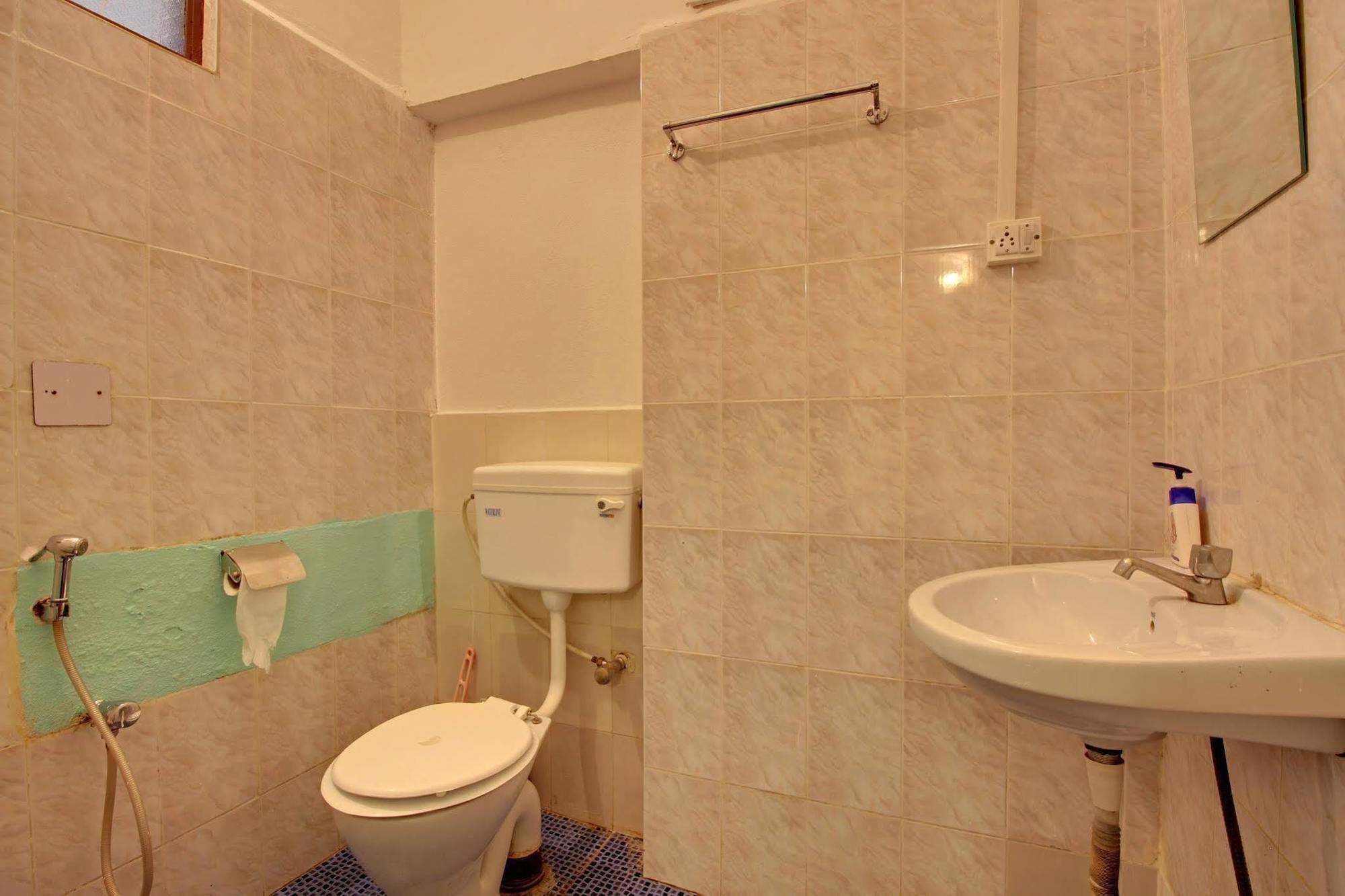Zostel Goa Hostel Calangute Bagian luar foto